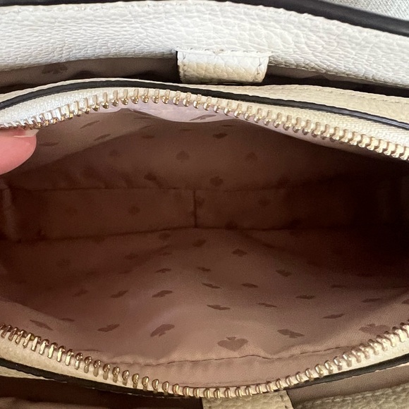 Kate Spade color block light beige/cream with gold hardware Leila medium - Picture 4 of 5